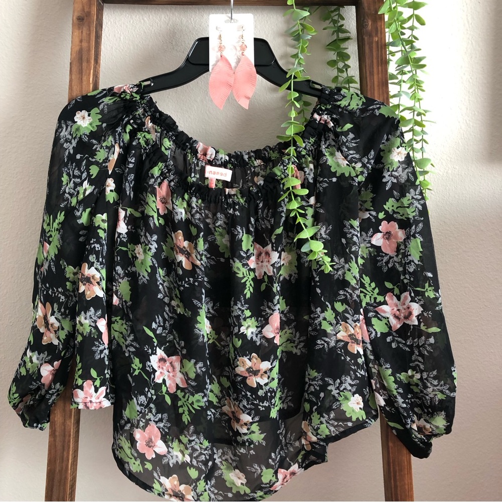 Renamed Off The Shoulder Black Multicolored 3/4 sleeve top SZ S